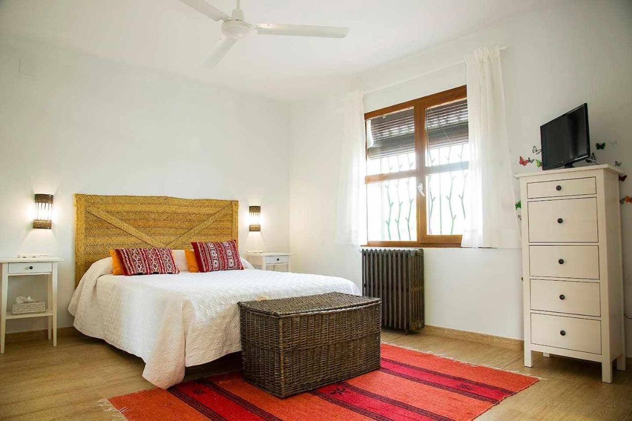 B&B Masia Aitona Vall dʼAlba Dış mekan fotoğraf