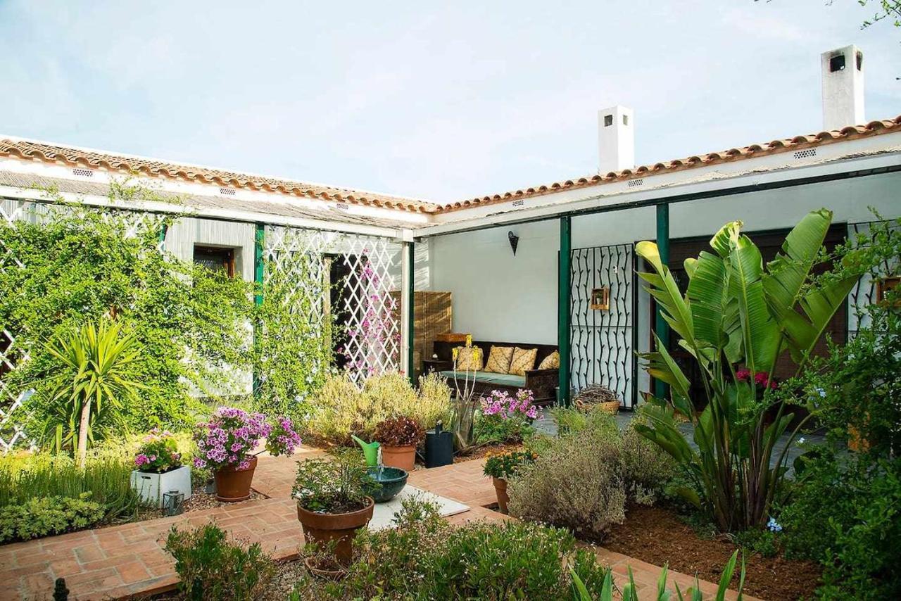 B&B Masia Aitona Vall dʼAlba Dış mekan fotoğraf