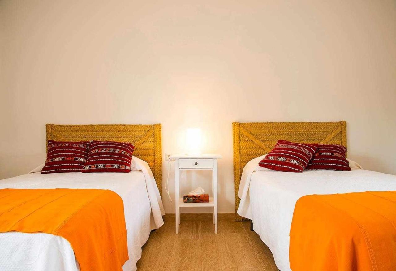 B&B Masia Aitona Vall dʼAlba Dış mekan fotoğraf