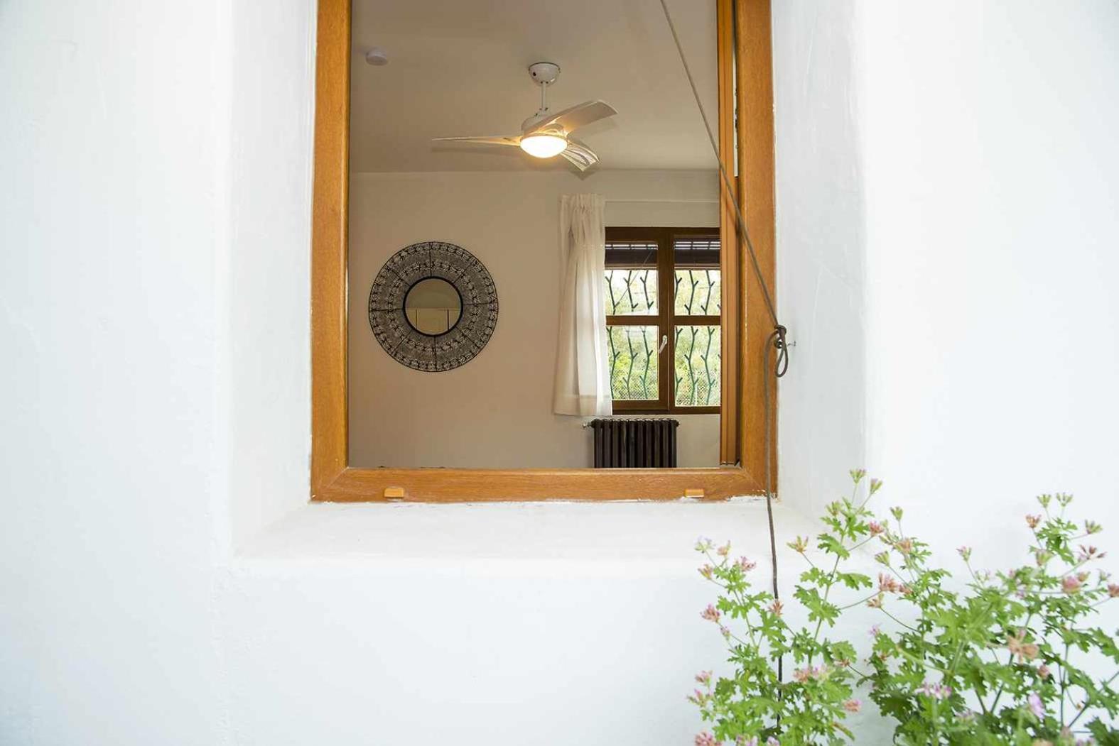 B&B Masia Aitona Vall dʼAlba Oda fotoğraf